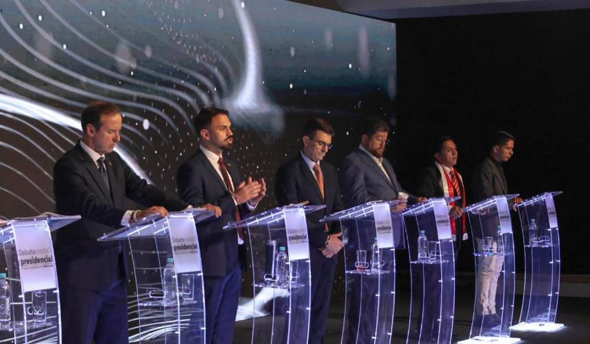 Elecciones: Al menos cinco organizaciones políticas apuntan a reformas en la Constitución