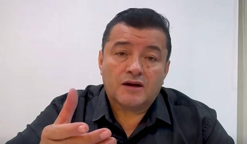 Jhonny Fernández, buscado por la Policía, difunde video y dice que sufre acoso político