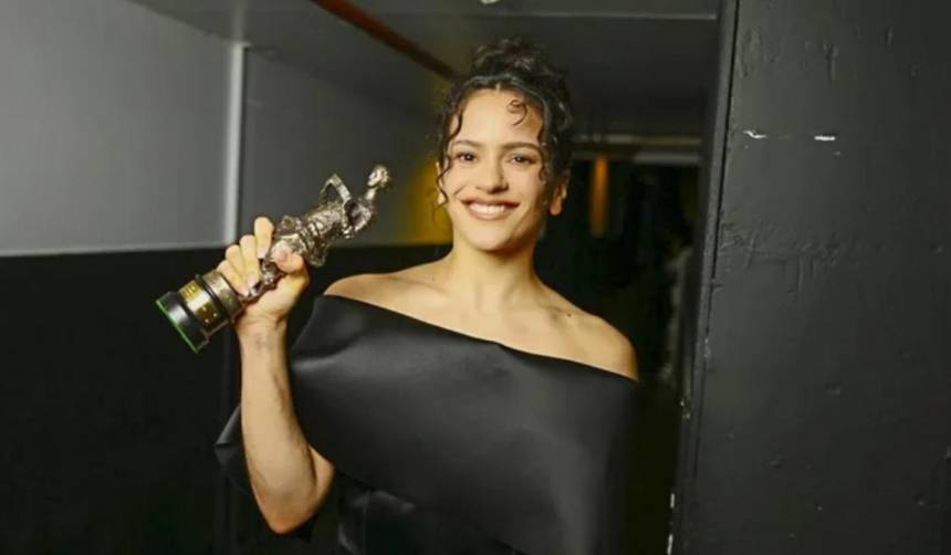 Rosalía sorprende a la industria musical con una crítica sobre el reconocimiento a compositores