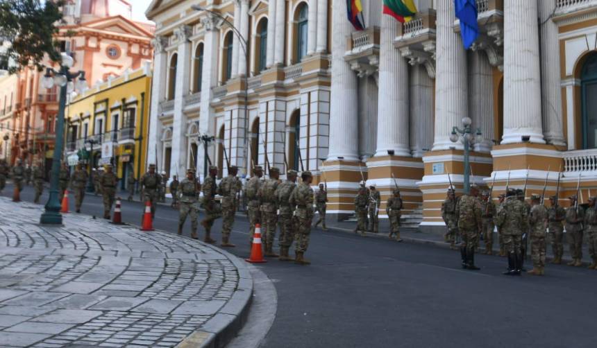 Unas 45 delegaciones internacionales presenciarán la posesión de Rodrigo Paz, según el viceministro Aguilera