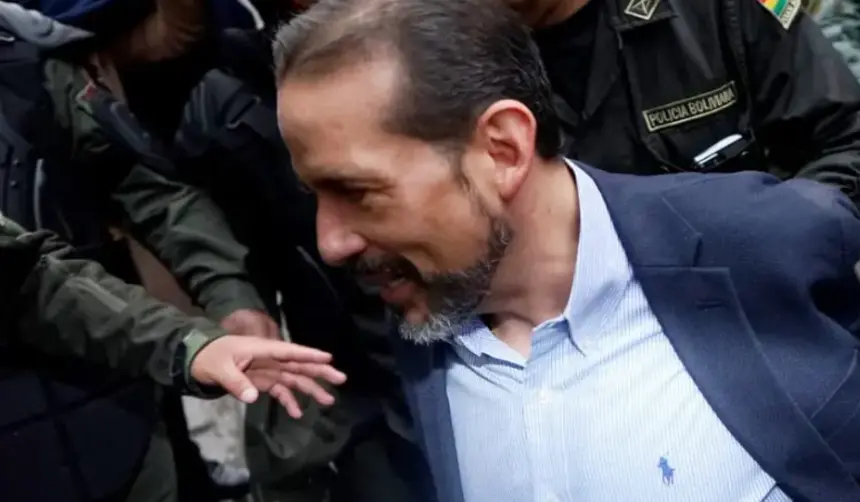 “Hay que ser muy cínicos para pedir el voto a un país al que hundieron”, dice Camacho sobre Del Castillo, Arce y Andrónico