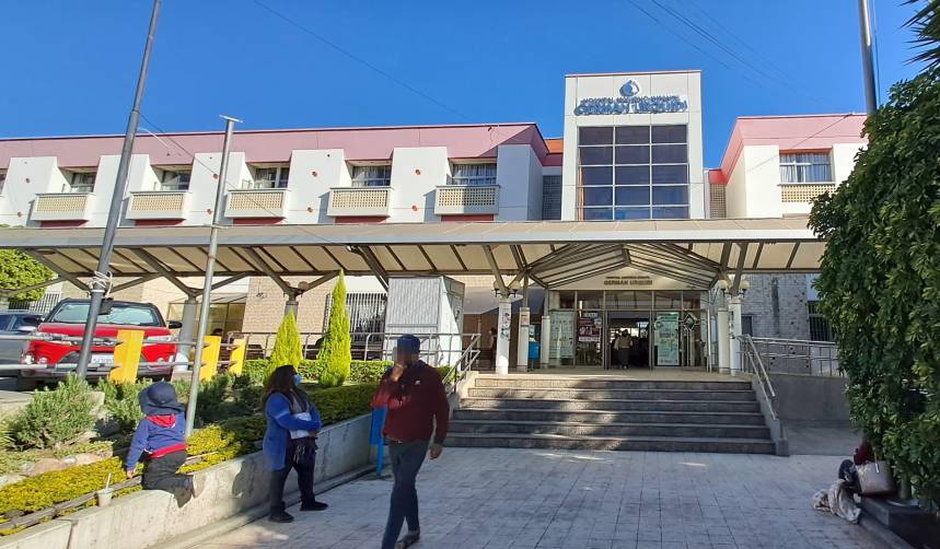 Médicos en Cochabamba esperan carta de la ministra que comprometa pago de sueldos para suspender el paro