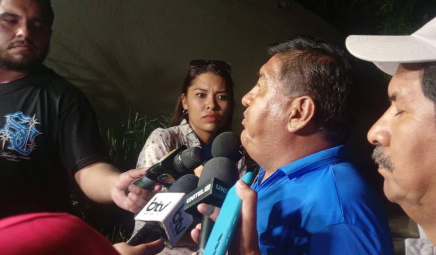 Transporte interdepartamental abandona diálogo y anuncia paro de 24 horas este lunes