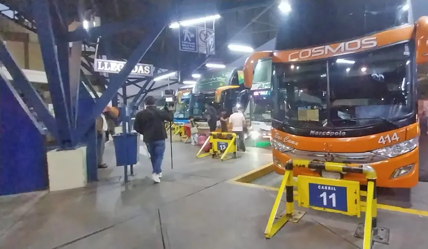 Los viajes entre Cochabamba y Santa Cruz se realizan solo por la ruta antigua debido a bloqueos en Yapacaní y Chimoré