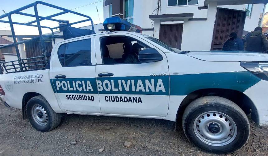 Hombre mató a su esposa tras una discusión, quiso ocultar el crimen, pero al no poder limpiar la sangre terminó confesando