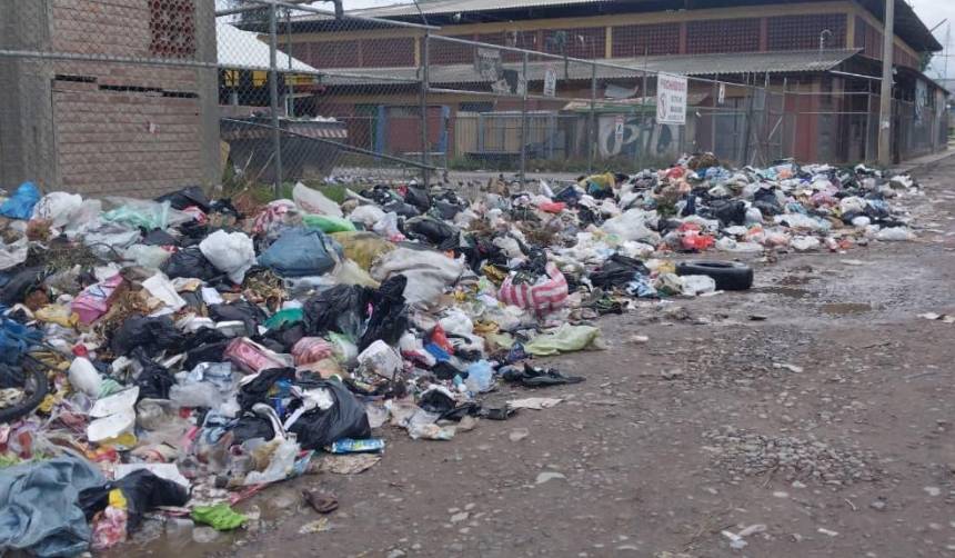 Cochabamba: Ocho días de bloqueo en el botadero de Colcapirhua 