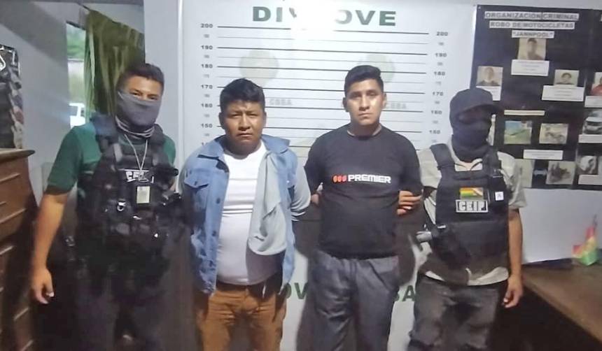 Envían a la cárcel al policía y al expolicía implicados en el robo de un vehículo en Cochabamba
