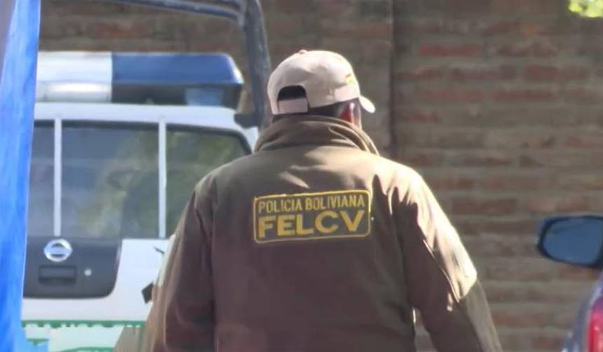 Mujer fue apuñalada por su pareja tras una discusión; la víctima esperó a que su agresor se duerma para pedir ayuda