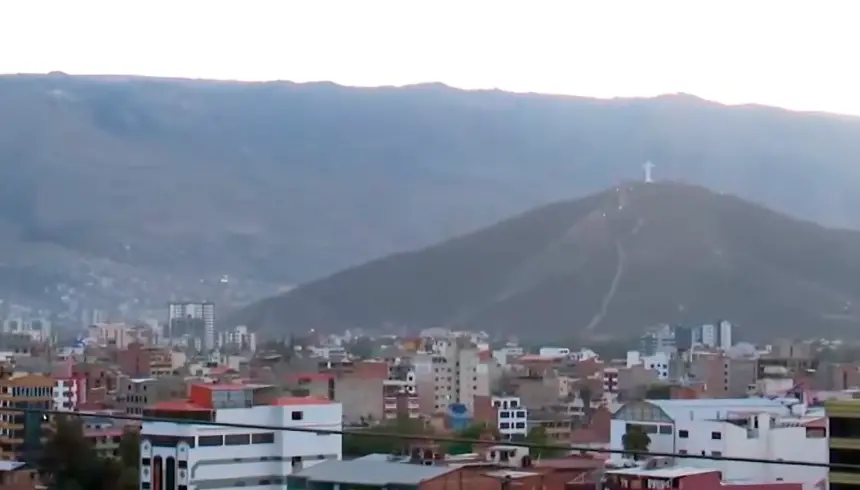 Tras incendios forestales, la calidad del aire mejora de a poco en Cochabamba