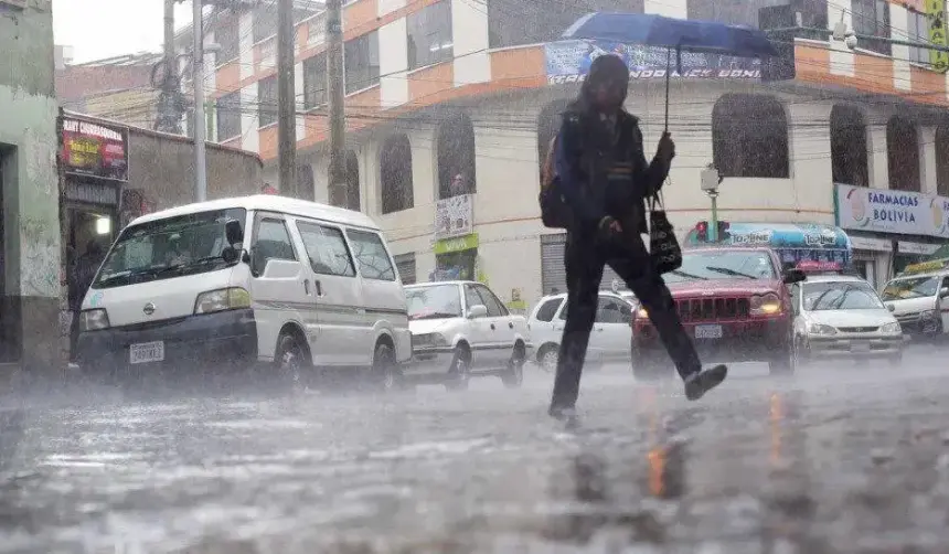 La Paz: Alcaldía se anticipa a los fenómenos de El Niño y La Niña y declara alerta roja ante sequía y lluvias
