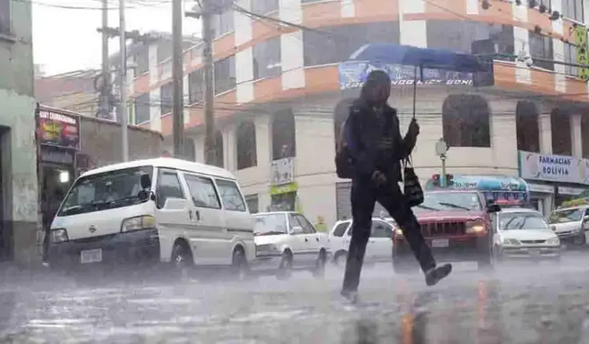 ¡Tome previsiones! Pronostican lluvias y descenso de temperaturas en varias regiones de Bolivia