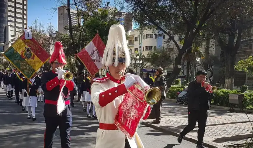 Tome nota: Estos son los cortes de vías para este martes por el Desfile de Carros Alegóricos en La Paz