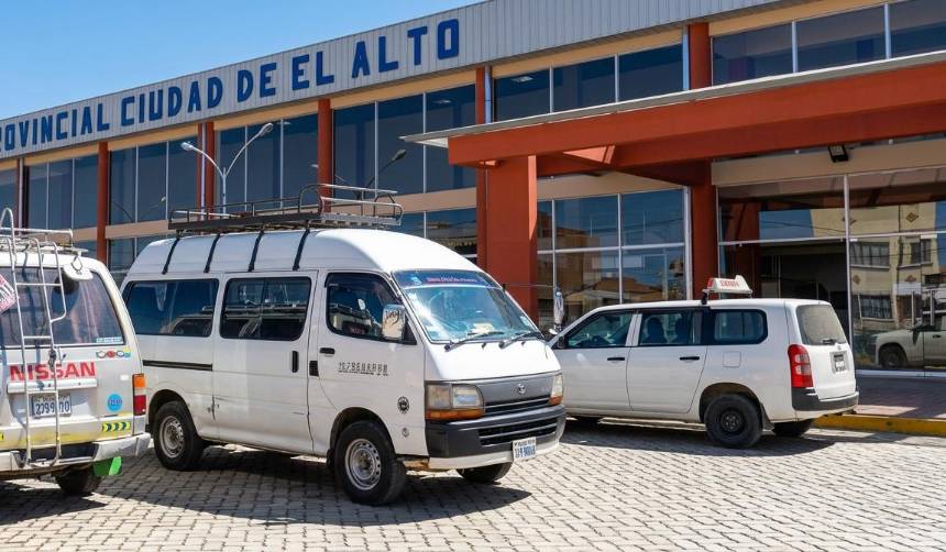 Transporte interprovincial que usa gasolina definirá este sábado si se suman al paro por el diésel
