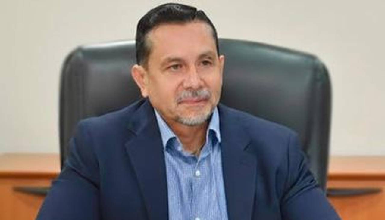 Presidente de la Aduana sufre un paro cardiaco en una reunión en frontera con Brasil