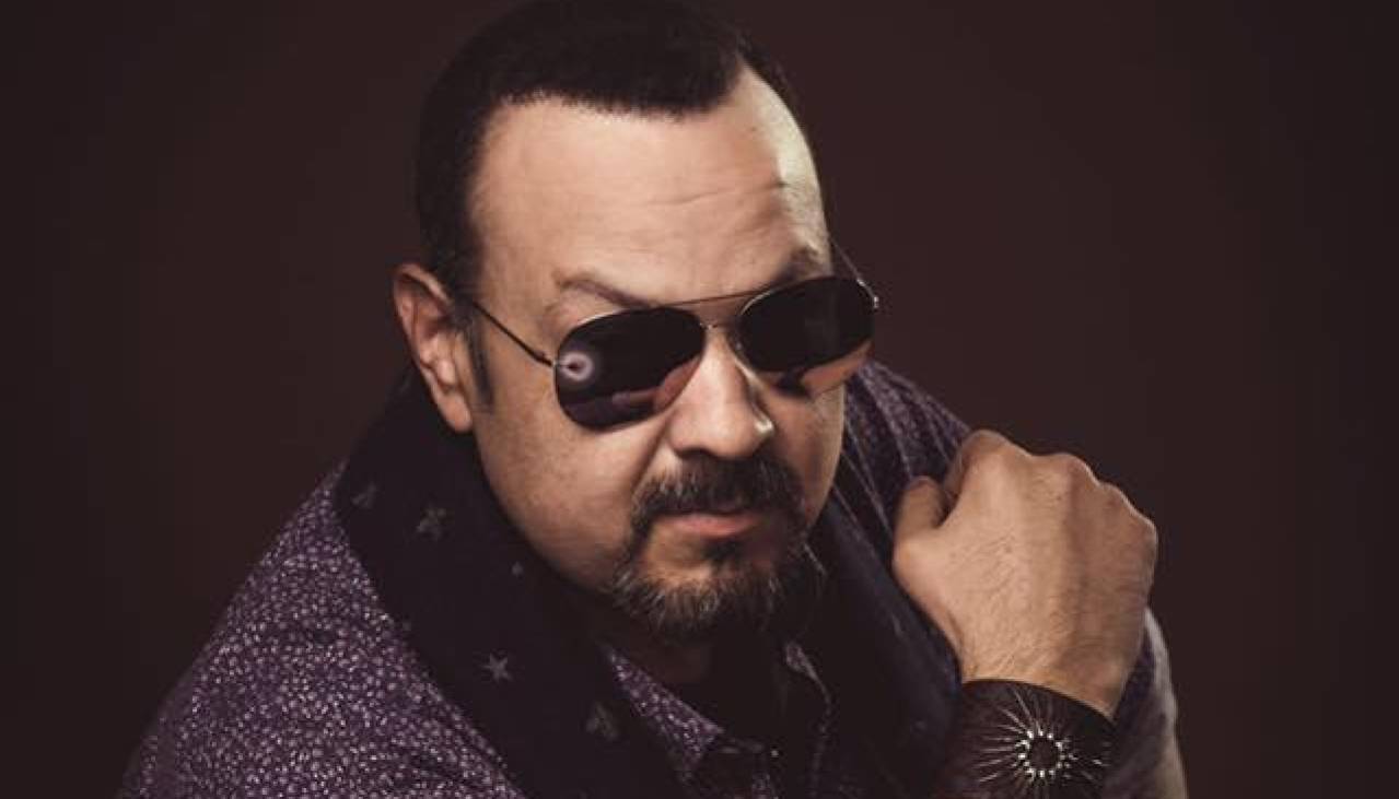 ¡Se enojó! Pepe Aguilar arremete contra serie que se inspiró en una joven que dice ser “fan de la relación” de su amigo