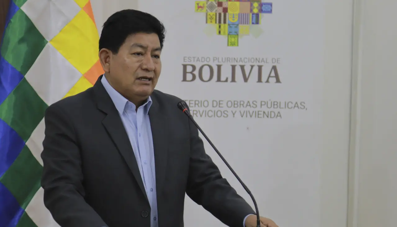 “Nos van a extrañar”, afirma el ministro Montaño en la promulgación de una ley para una obra carretera