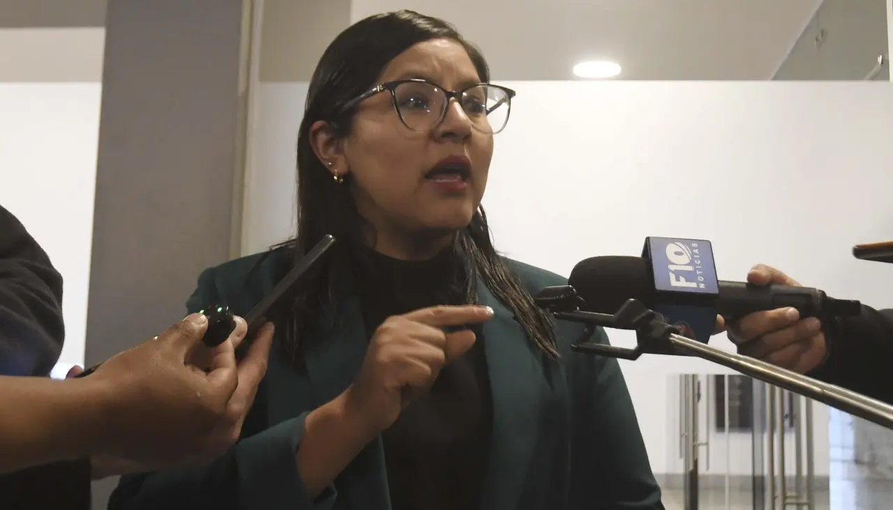 Diputada Claros presenta denuncia contra Beller y Cerimedo por calumnia por la presunta lista de ‘sobresueldos’