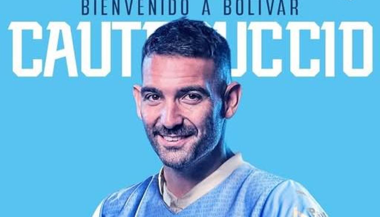 Martín Cauteruccio sella su llegada a Bolívar y Claure lo presenta como “rey de los hat-tricks”