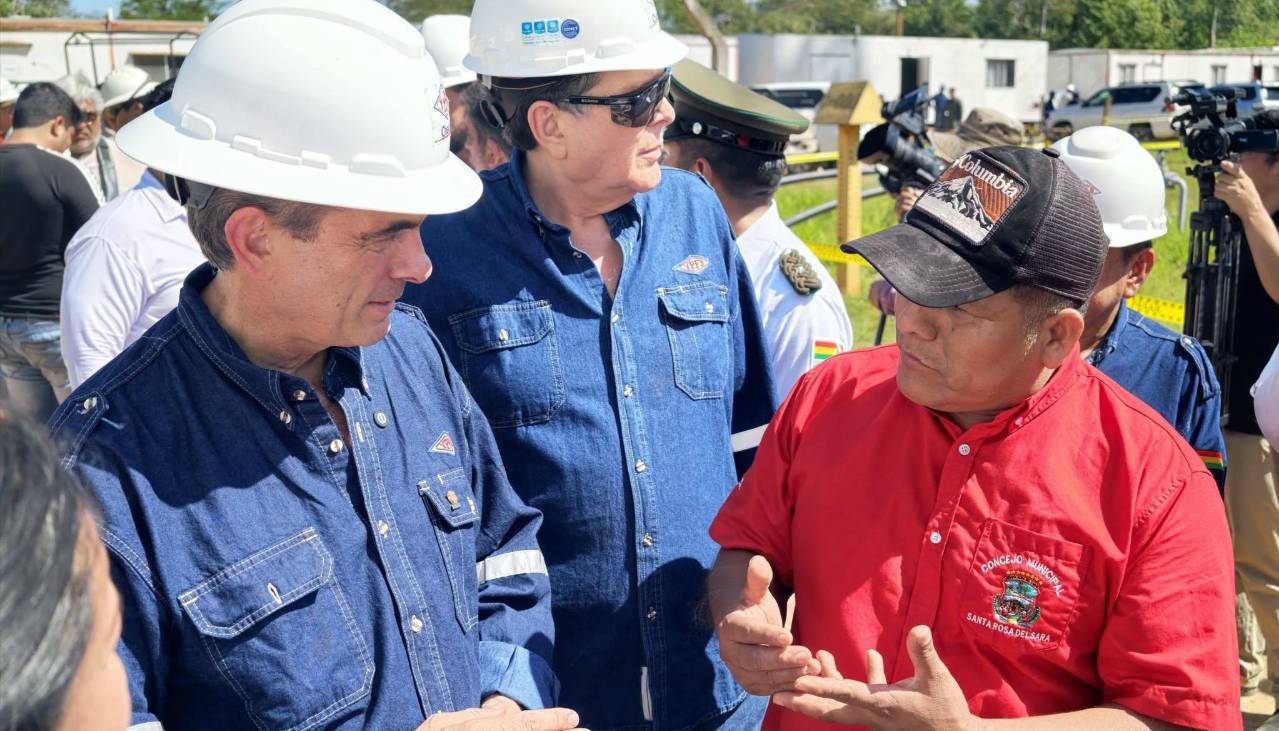 Reclaman a Rodrigo Paz en Santa Rosa del Sara por el combustible y el decreto del diésel
