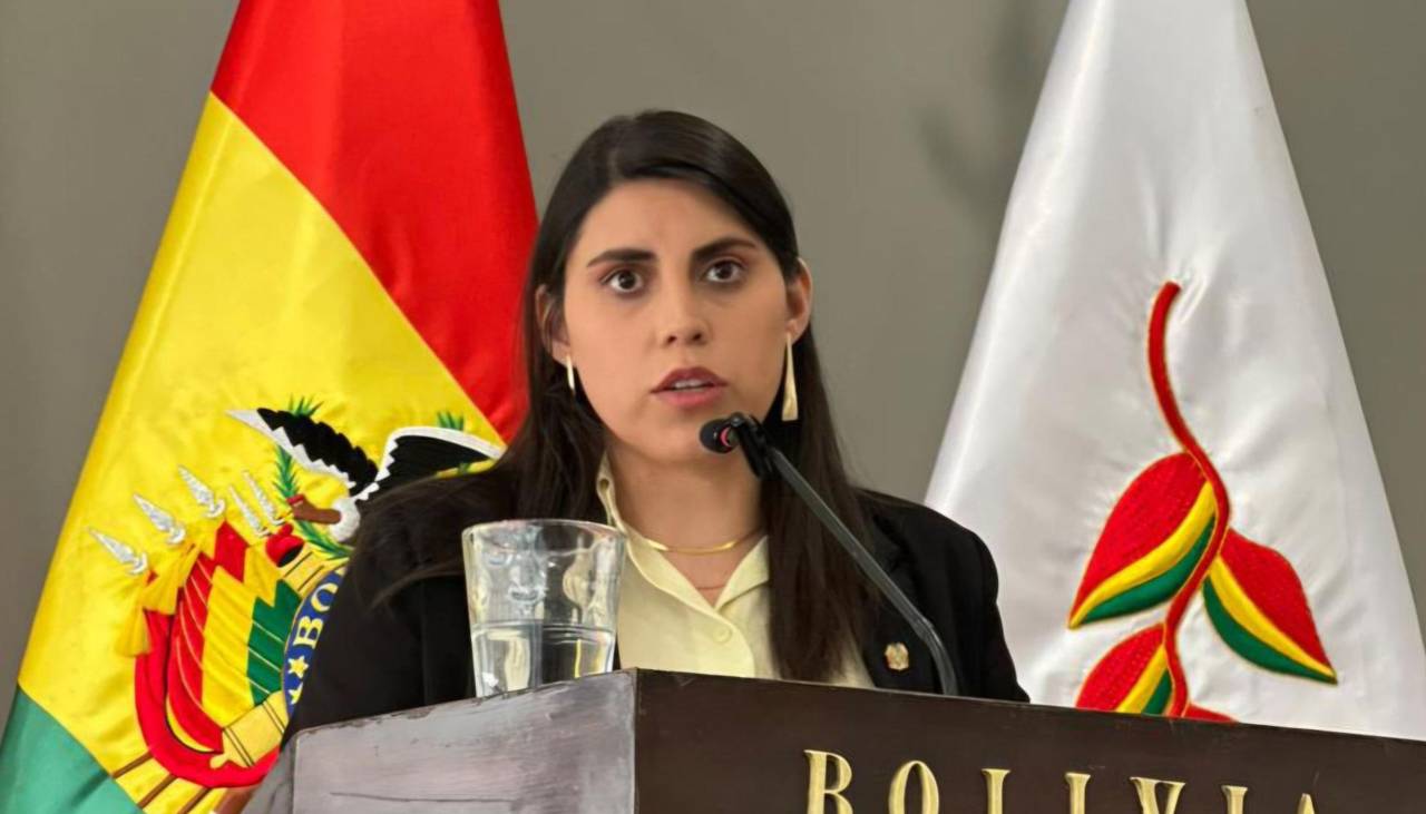 “Cometí un error”: Barrientos pide disculpas por sus declaraciones sobre el 50/50