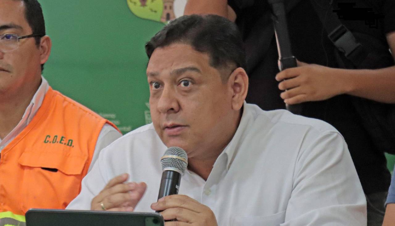 Gobernación cruceña cuestiona que trabajadores de salud acaten paro en el tercer nivel cuando reclaman sueldo a la Alcaldía