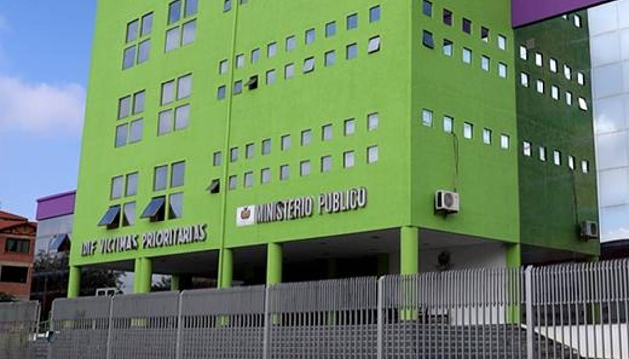 Una mujer de 64 años es hallada sin vida en su casa; el nieto es el principal sospechoso del crimen