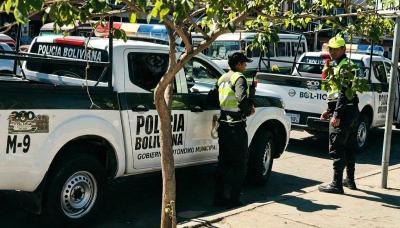 Hallan a una mujer sin vida con signos de violencia y envuelta en una frazada y una bolsa de yute en El Alto