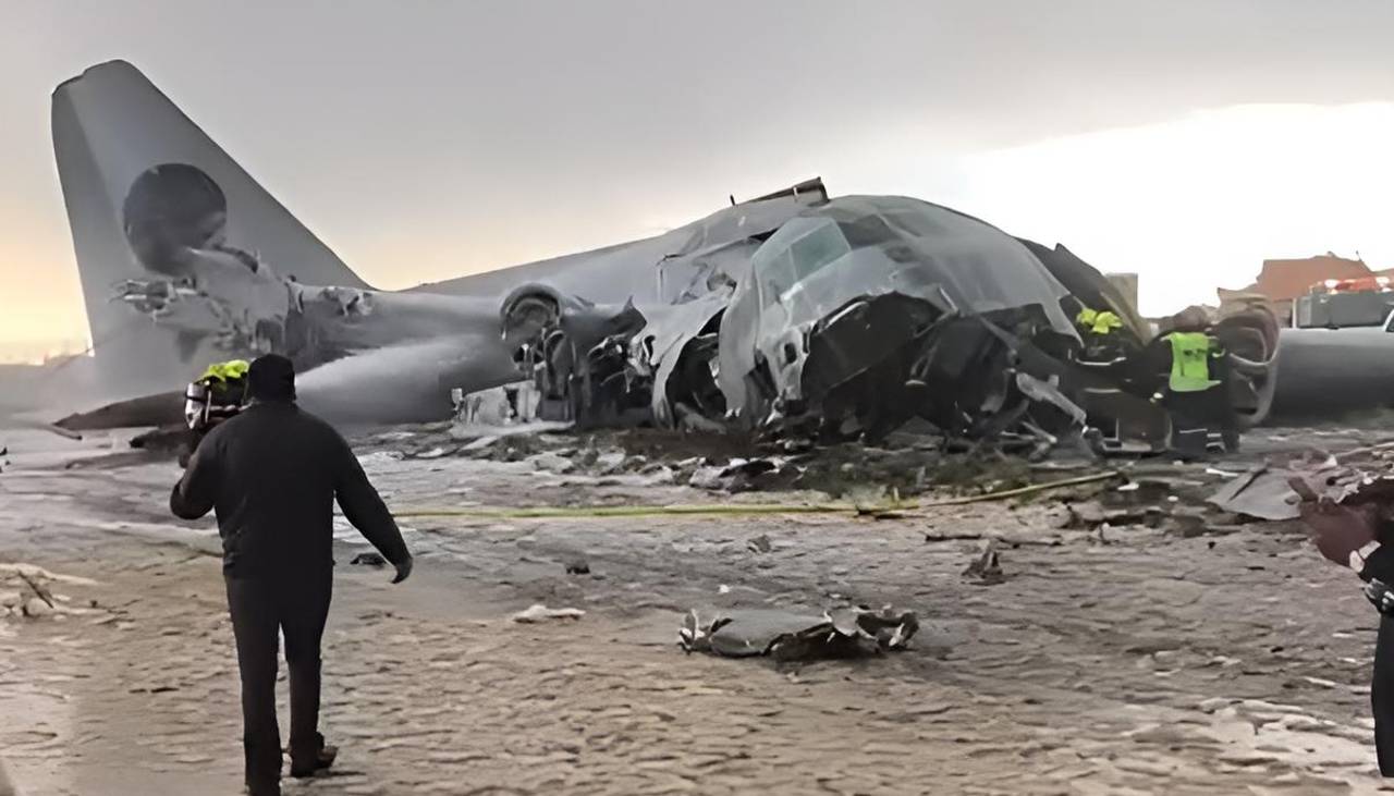 Reportan un avión accidentado en El Alto