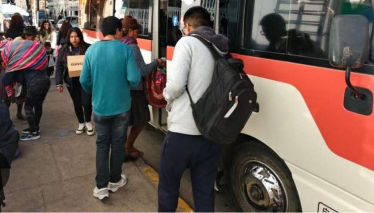 Sucre: Micros duplican pasaje de Bs 3 a Bs 6 tras eliminación de subvención al diésel