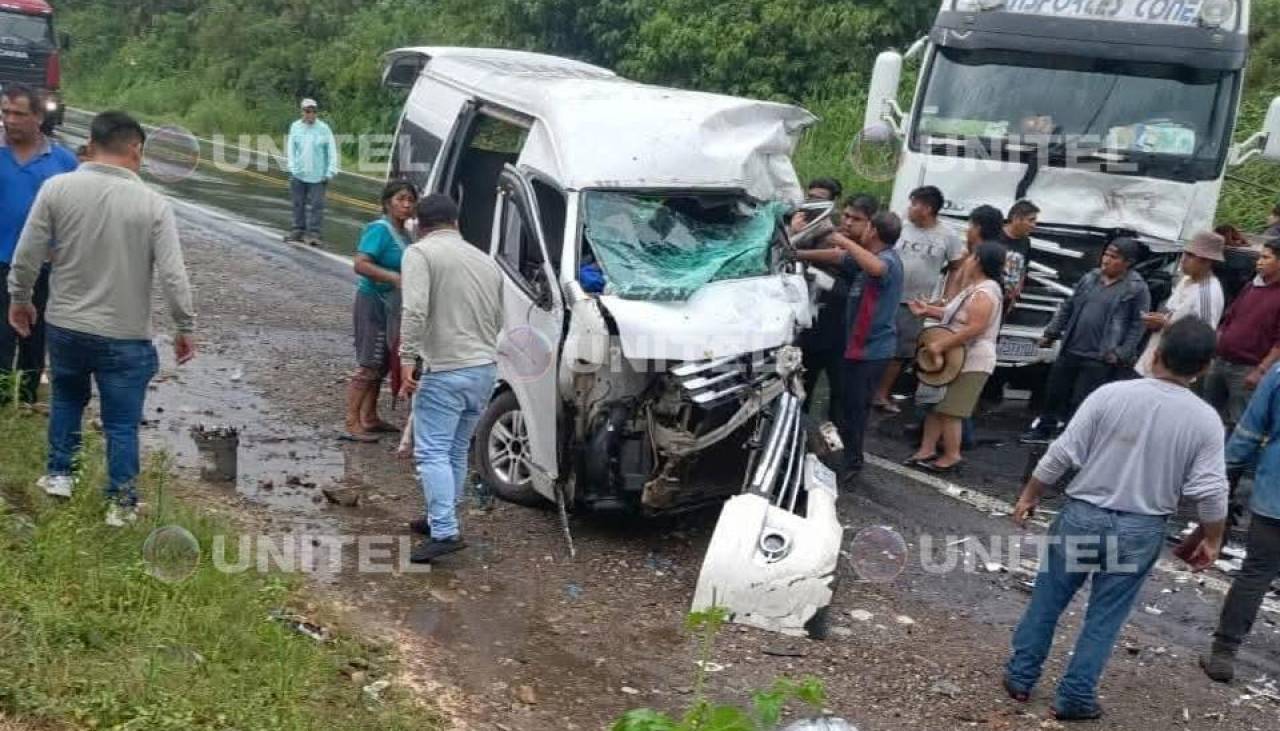 Un muerto y tres heridos deja un accidente de tránsito en el trópico de Cochabamba 