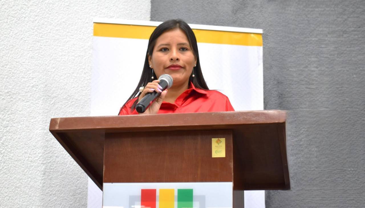 Celedonia Cruz dice que fue suspendida como vocal del TSE y denuncia acoso y violencia política