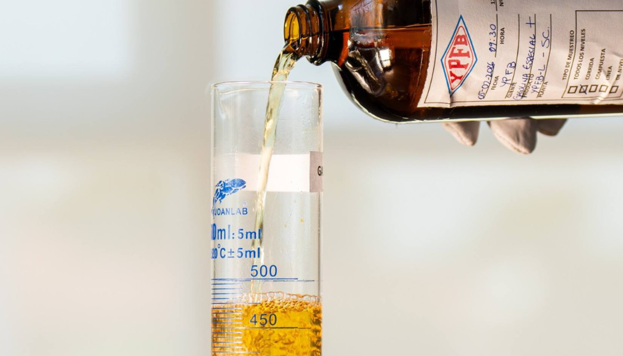 Transporte libre en Cochabamba solicita reunión al Gobierno por gasolina desestabilizada 