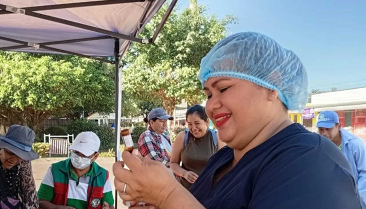 Preparan protocolo de bioseguridad para prevenir el sarampión en escuelas de Bolivia
