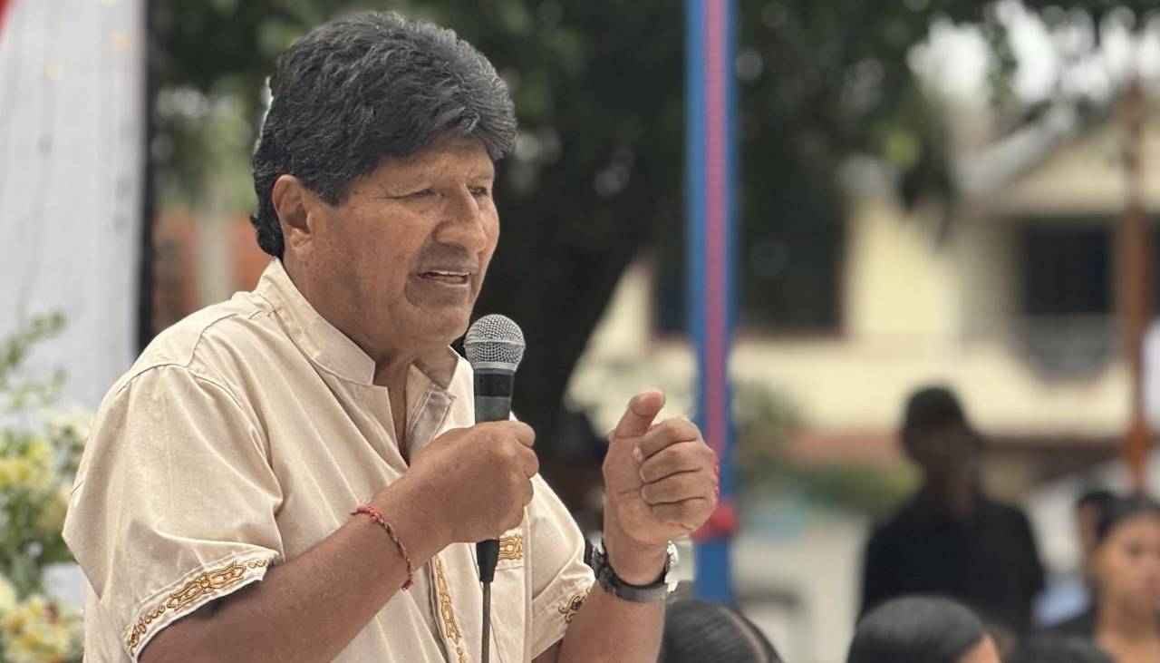 Evo Morales: “Van a privatizar el Sol, no vamos a tener derecho a tener panel solar”