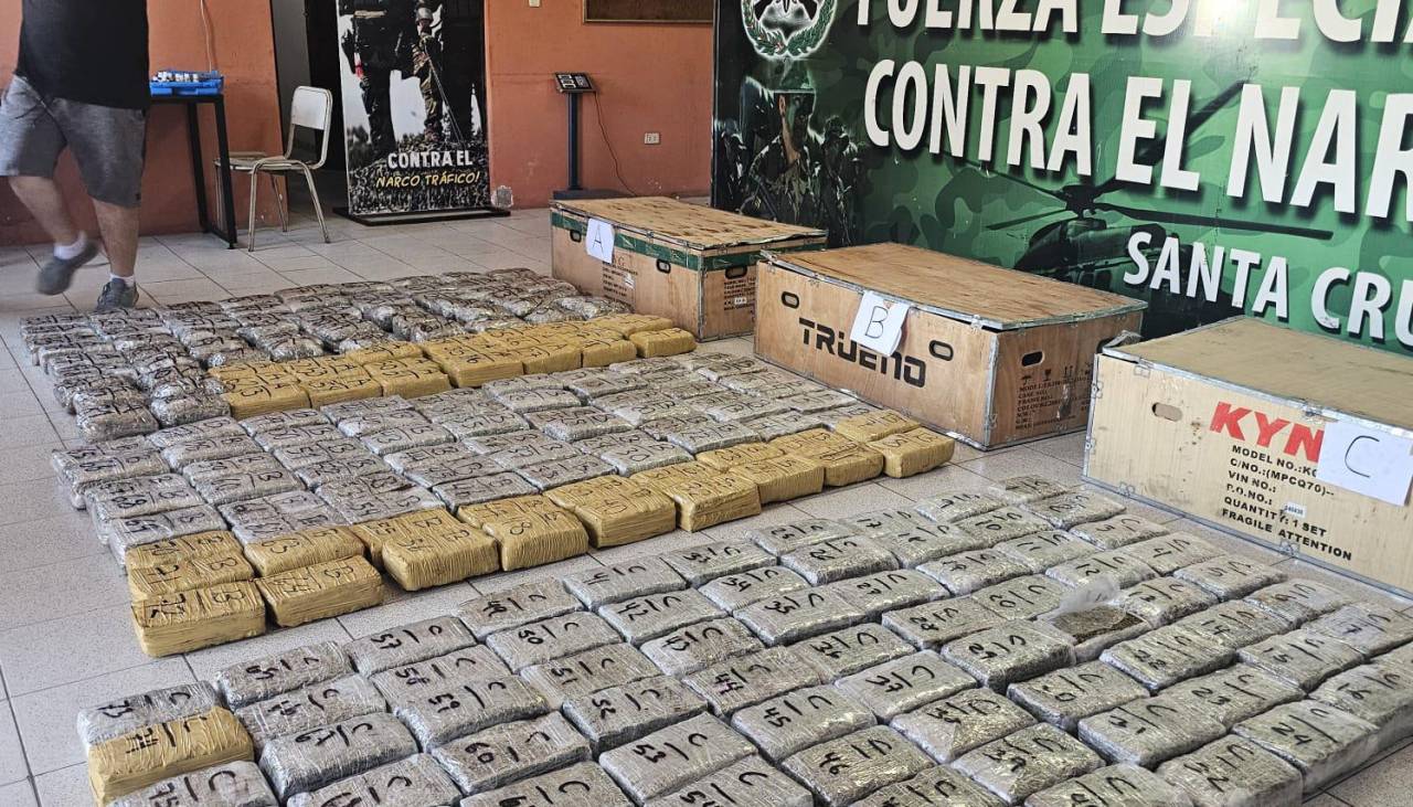 Hallan 226 kilos de marihuana al interior de cajas de madera, hay un aprehendido