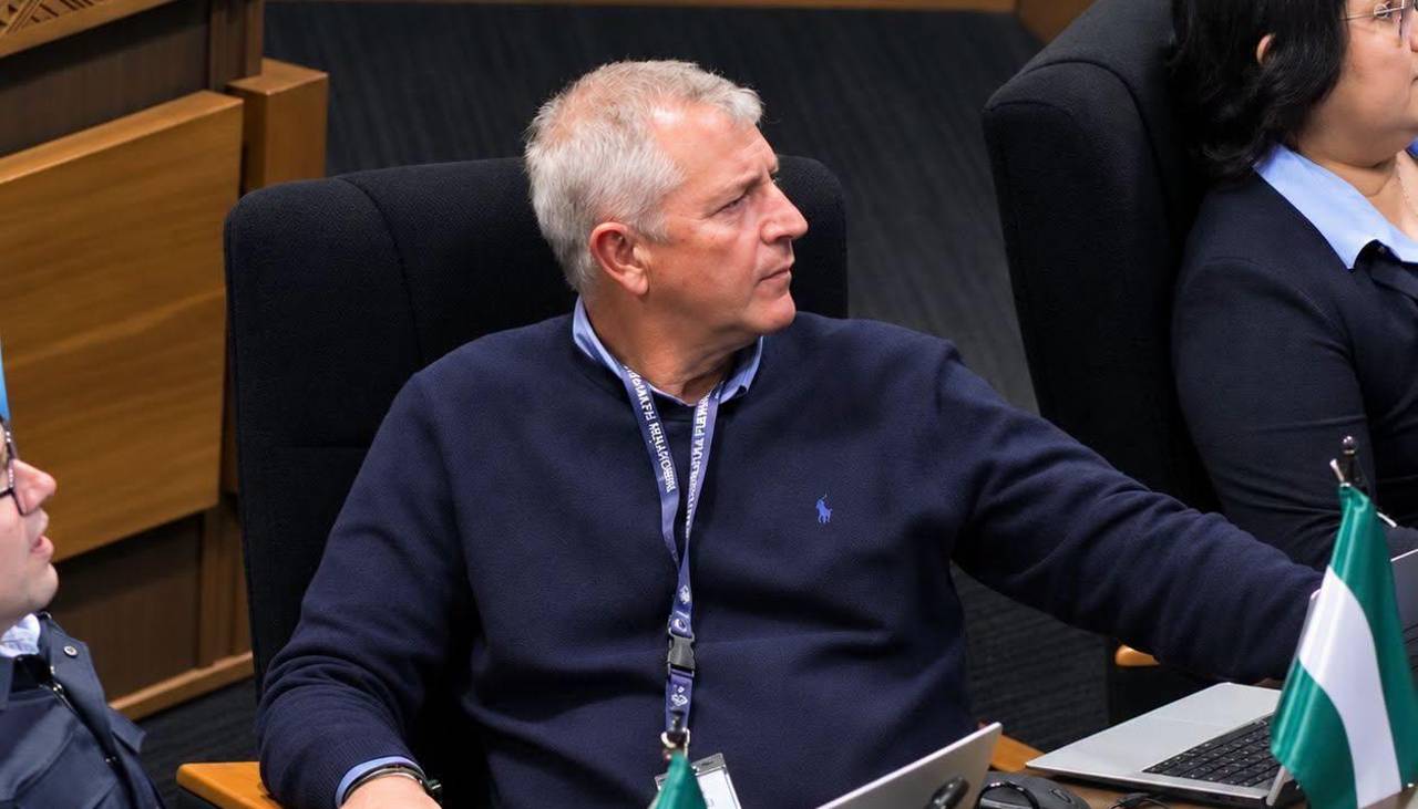 División en Libre: Branko dice que no fue convocado para la elección de jefes de bancada