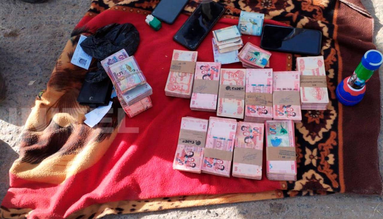 La Policía aprehende a un hombre con Bs 190 mil “para los bloqueadores”