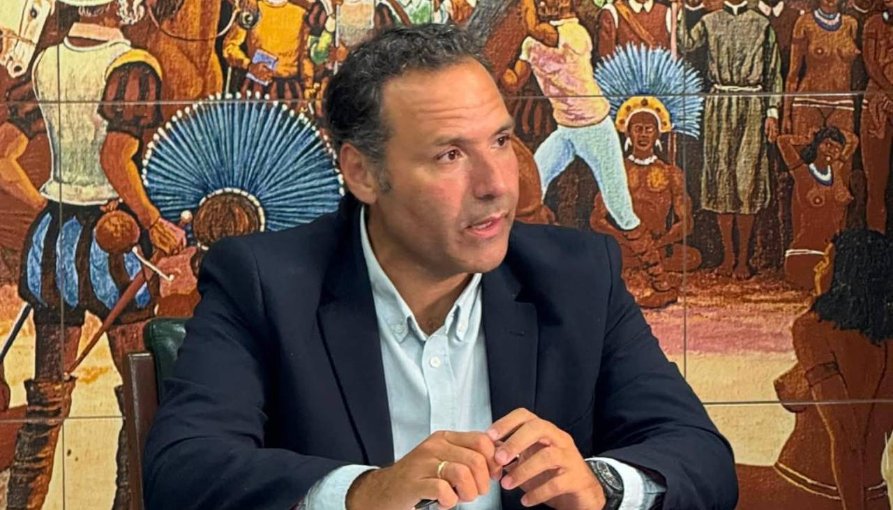 Cívico pide al Gobierno que realice ajustes económicos al Estado y cierre empresas públicas deficitarias 