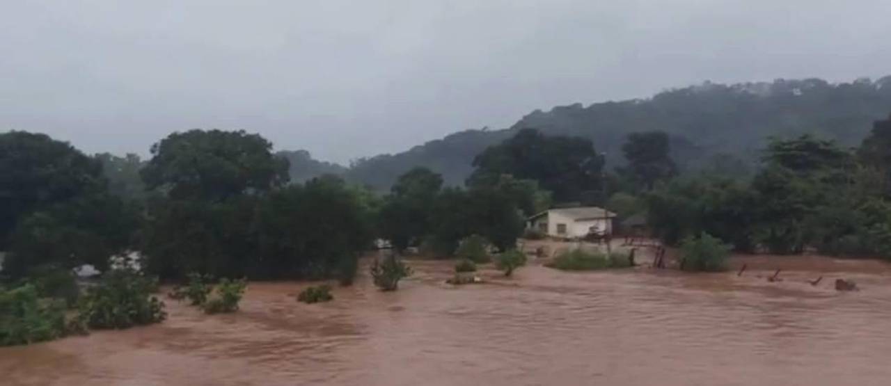Alerta en El Torno por desborde del Piraí; la Gobernación cruceña pide a los pobladores tomar precauciones