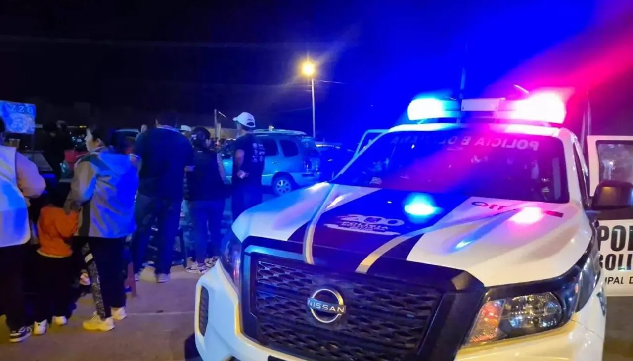 Taxista es acusado de ser un violador serial y su cómplice era una mujer que grababa las agresiones, señala la Policía