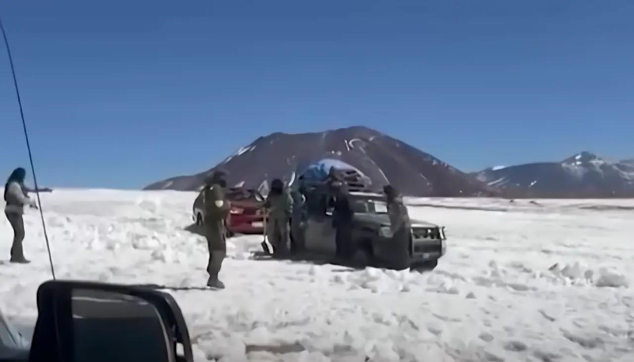 Dan de baja a los cinco policías bolivianos procesados por narcotráfico en Chile