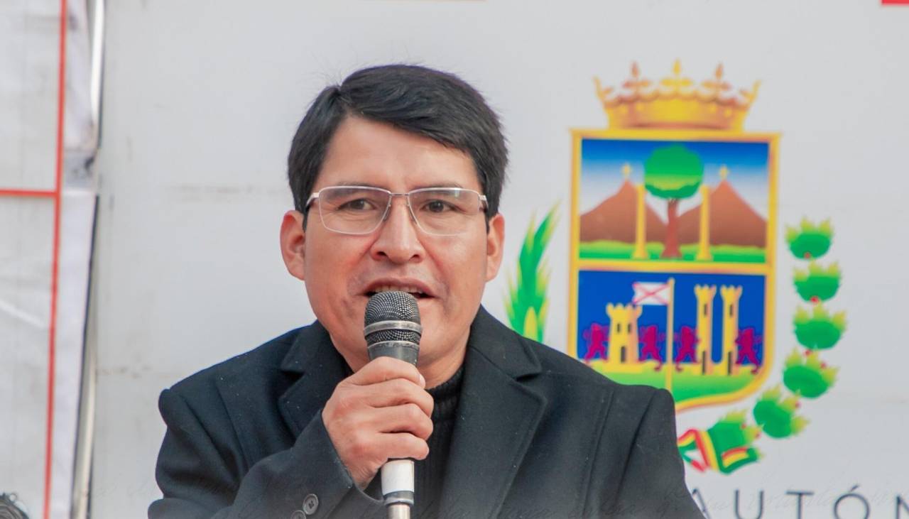 Gobernador de Chuquisaca tiene “una evolución favorable”, según reporte médico