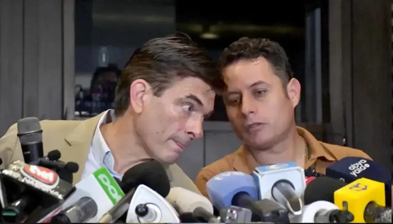 “Hará mucho bien al país” que Paz y Lara den una “señal de madurez” y dejen de lado sus diferencias, dice Rodríguez Veltzé