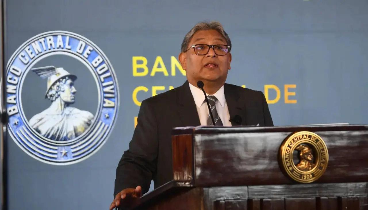 Dictan detención domiciliaria para el expresidente del BCB y otros exfuncionarios acusados de daño económico al Estado