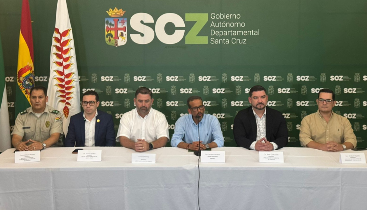 Institucionalidad cruceña acuerda “lucha implacable, sin privilegios y sin impunidad” ante avasallamientos