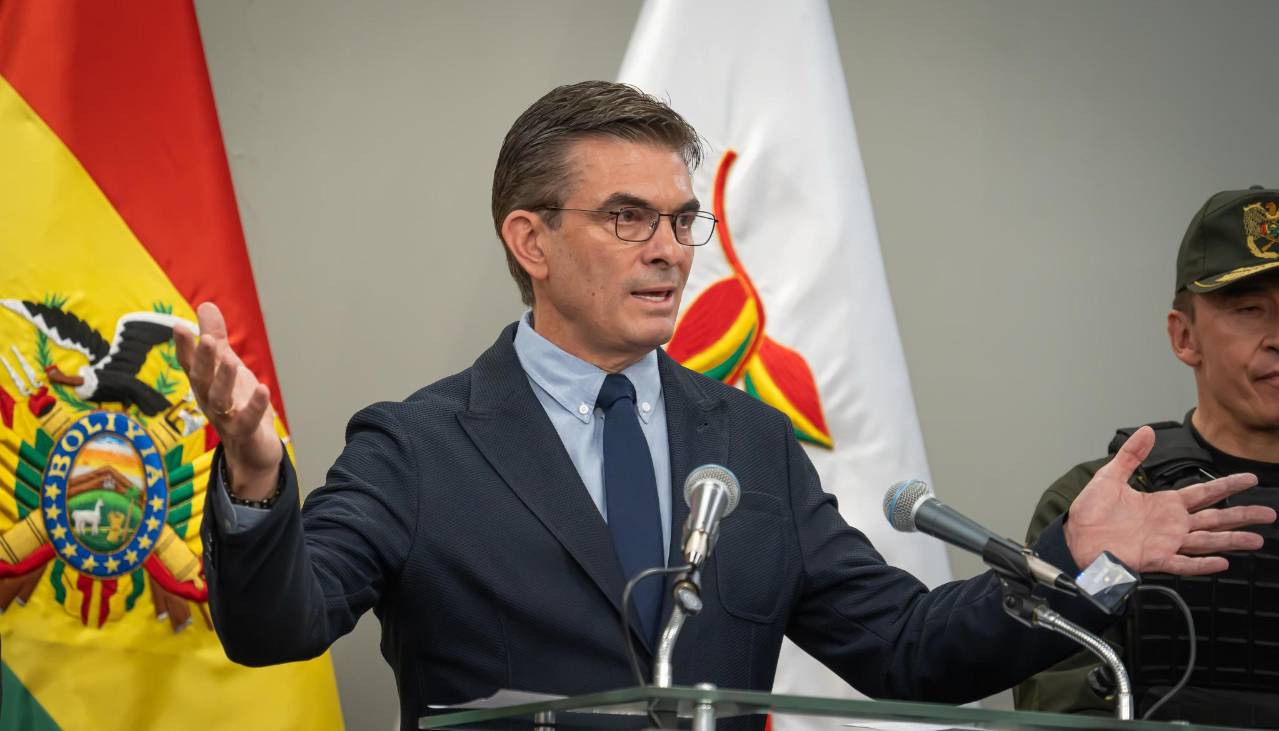 Paz dice que hay empresarios de Brasil que quieren invertir en gas en Bolivia