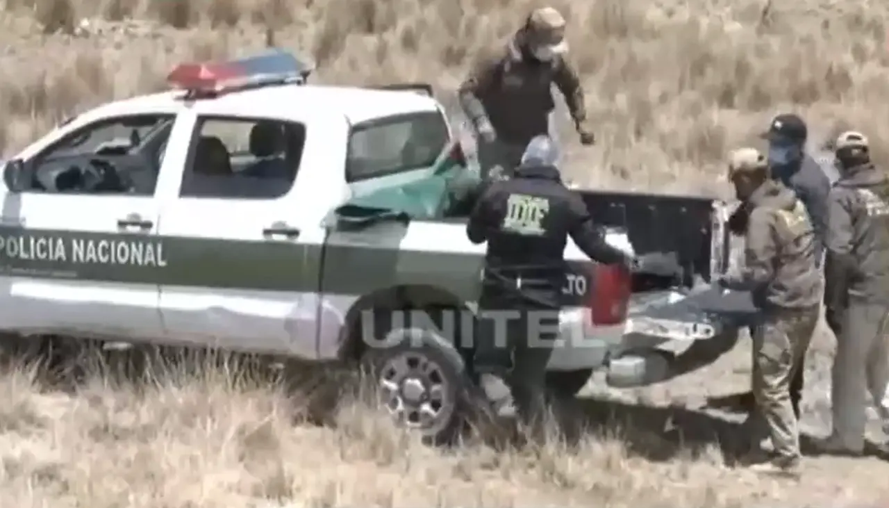 Hallan el cuerpo de una adolescente en medio de un terreno abandonado de El Alto