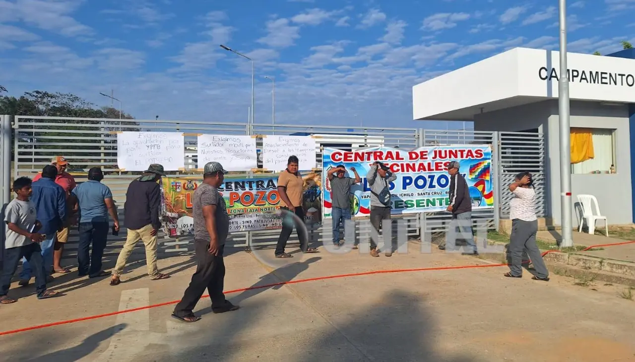 Falta diésel: Movilizados aguardan resultados de reunión con YPFB y mantienen amenaza de cierre de válvulas de planta en Yapacaní