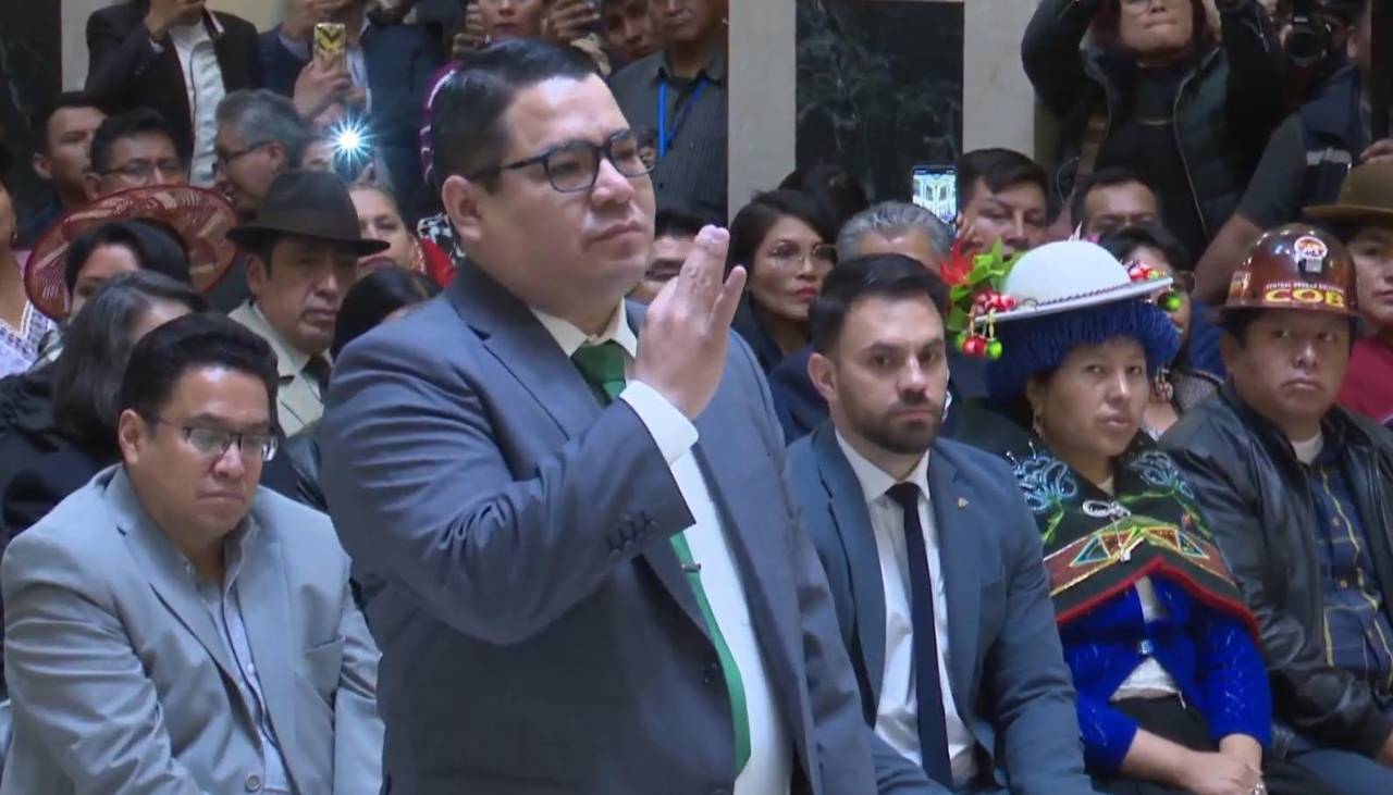 Anuncian investigación financiera por presuntos pagos a exasambleístas por la elección del exfiscal Mariaca