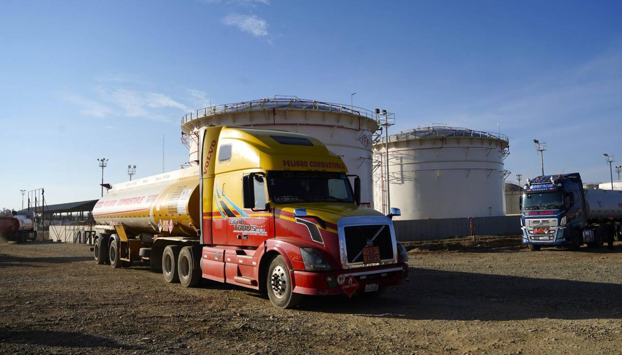 Gobierno reporta que a inicios de año se importó combustible con certificados de calidad incompletos